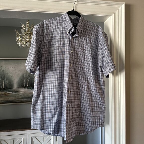 Kirkland Button-Up Non-Iron Plaid Short Sleeve Shirt (Mens Medium) - Picture 1 of 4